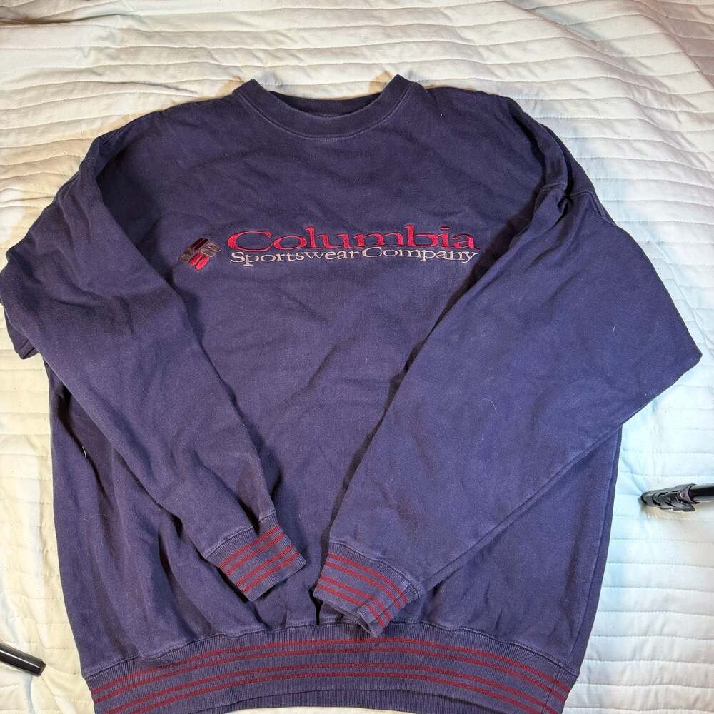 Vintage 90s Columbia Sportswear Company Navy Crewneck Sweatshirt with Stripes